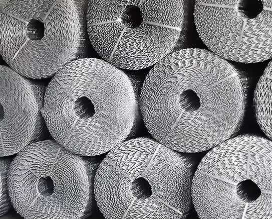 Subsea Pipeline Reinforcing Mesh Panels for Pipeline Joint Wrapping